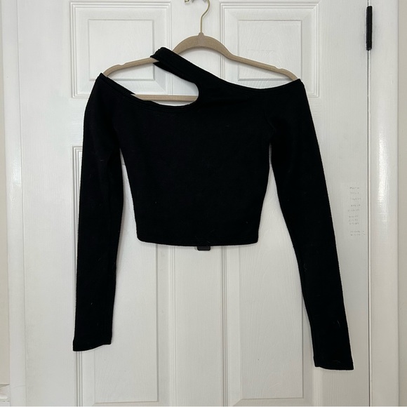 Black Halo Denver Top - Picture 4 of 9